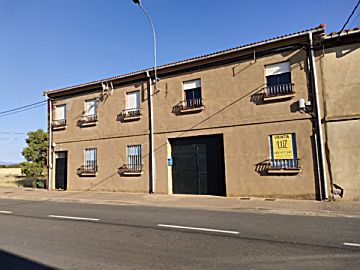  Venta de casas/chalet en Riego de la Vega