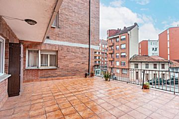 Foto Venta de piso con terraza en Montecerrado, Buenavista, El Cristo  (Oviedo), La Eria