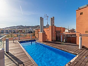 IMG_8172-HDR.jpg Venta de piso con piscina y terraza en Trinitat Vella (Barcelona)
