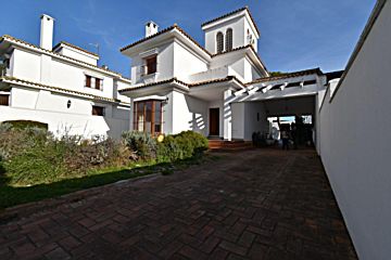 Foto Venta de casa con terraza en Chiclana de la Frontera, La barrosa