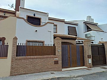 Imagen 1 Venta de casa con piscina en Pedanías y Barrios Rurales (Albacete), AYAMONTE - CAMINO DE LA NORIA