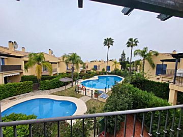 Foto Venta de casa con piscina y terraza en Puerto Banús (Marbella (Municipio)), San Pedro de alcantara