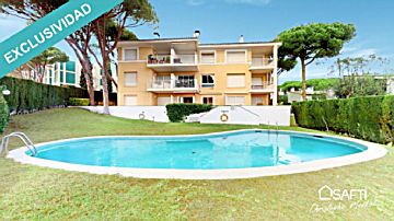 Imagen : Venta de piso con piscina y terraza en Calella de Palafrugell
