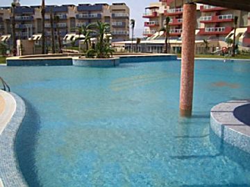 Foto Alquiler de piso con piscina y terraza en Almerimar (El Ejido), LAGUNA BEACH