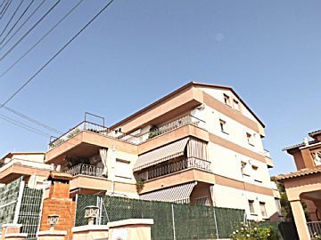 Foto Venta de piso con terraza en Segur de Calafell, Centro