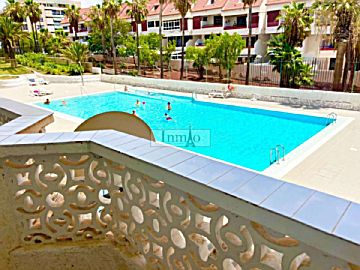 Imagen 1 Venta de piso con piscina en Playa de las Américas (Arona)