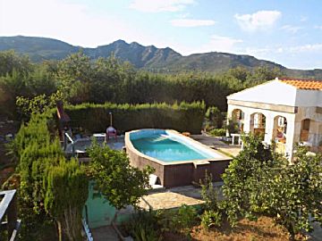 Foto Venta de casa con piscina y terraza en Sant Carles de la Ràpita, Montsia